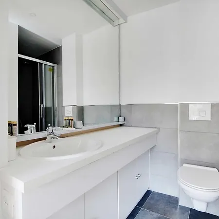 Superb 2br -